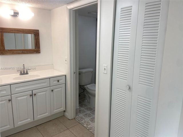 9811 Westview Drive 913, Coral Springs, FL 33076