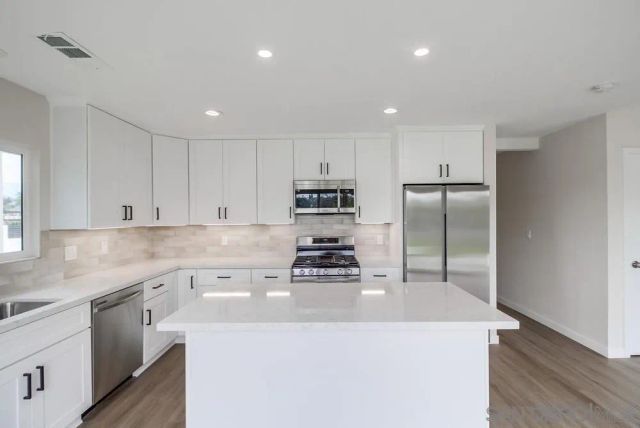 6203 Romo Street, San Diego, CA 92115