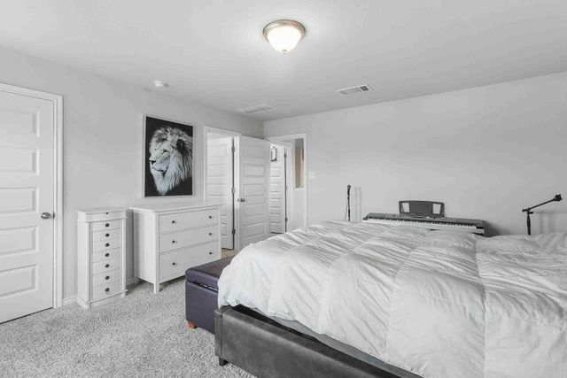616 Barbary Coast LN, Jarrell, TX 76537