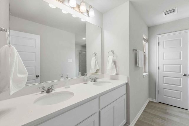 616 Barbary Coast LN, Jarrell, TX 76537