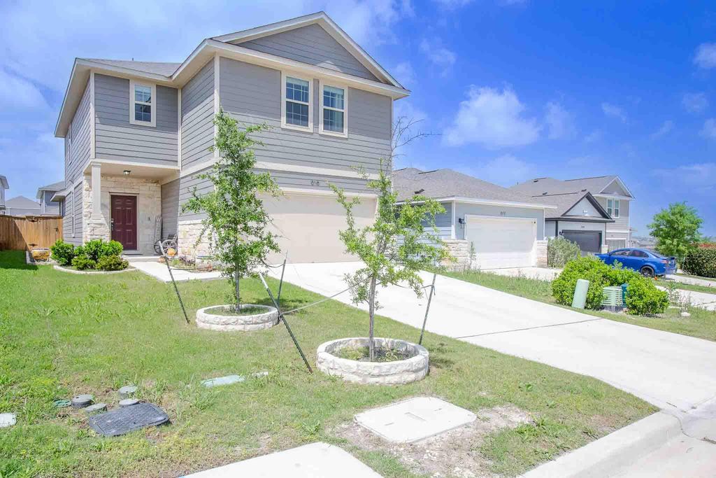616 Barbary Coast LN, Jarrell, TX 76537