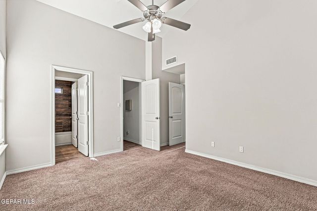 2100 TIM FOSTER Street, El Paso, TX 79938
