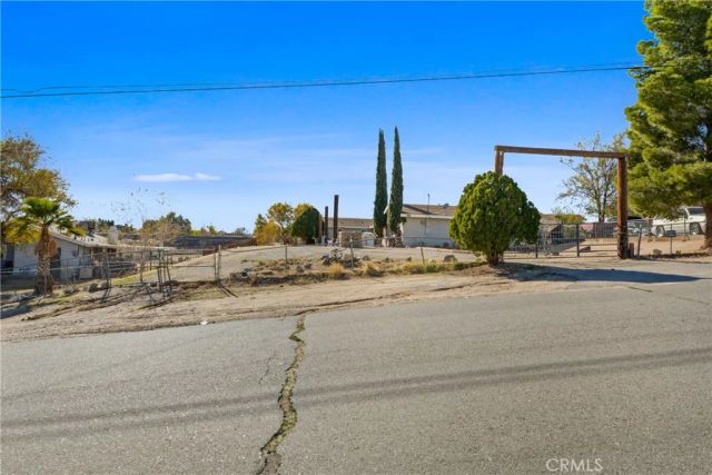 18583 Vine Street, Hesperia, CA 92345