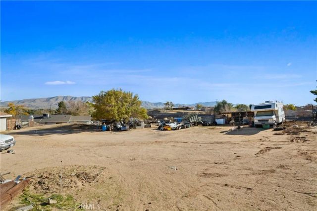 18583 Vine Street, Hesperia, CA 92345