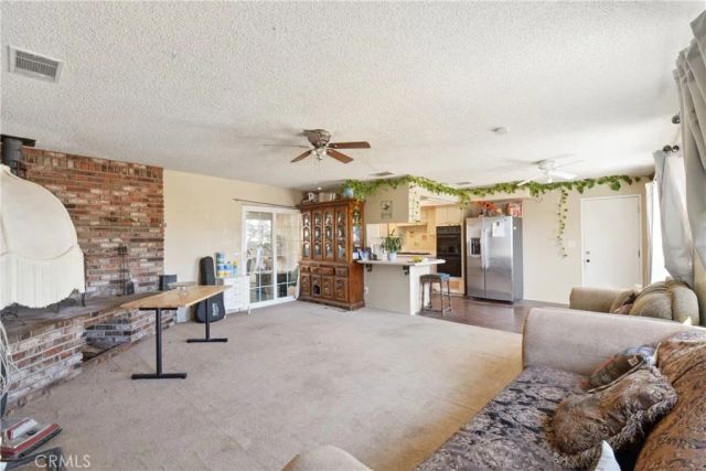 18583 Vine Street, Hesperia, CA 92345