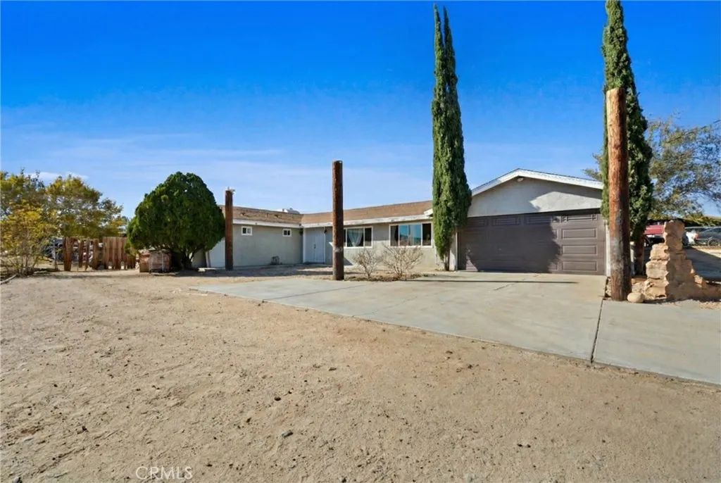 18583 Vine Street, Hesperia, CA 92345