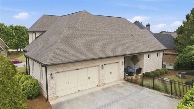 5869 Chickasaw Lane, Braselton, GA 30517