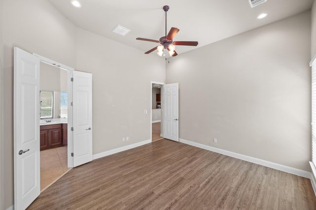 15529 Interlachen DR, Austin, TX 78717