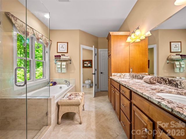 100 Falls Summit Road, Hendersonville, NC 28739