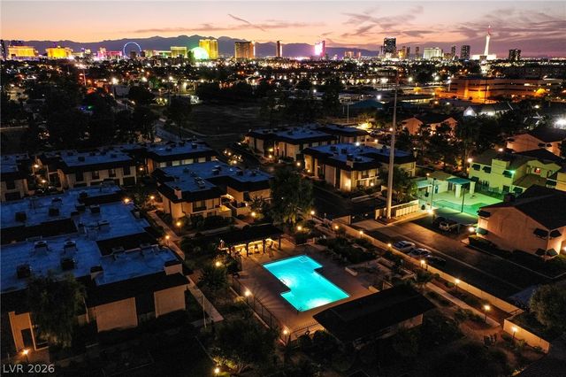 2225 Pine Breeze Lane 206, Las Vegas, NV 89119