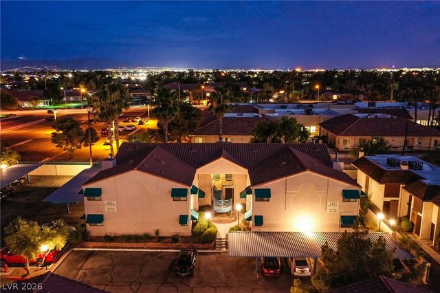 2225 Pine Breeze Lane 206, Las Vegas, NV 89119
