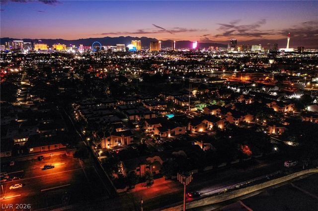 2225 Pine Breeze Lane 206, Las Vegas, NV 89119