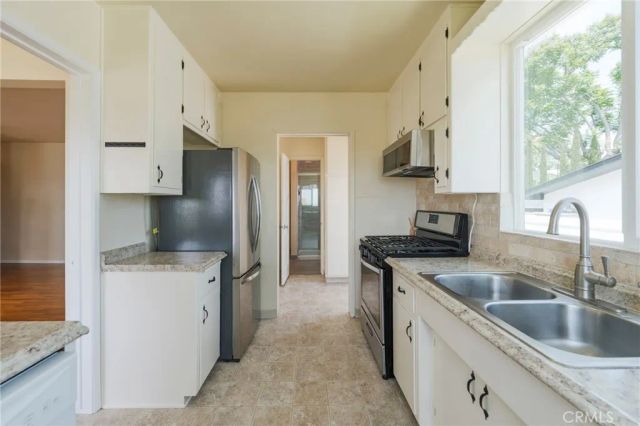 29119 S Highmore, Rancho Palos Verdes, CA 90275