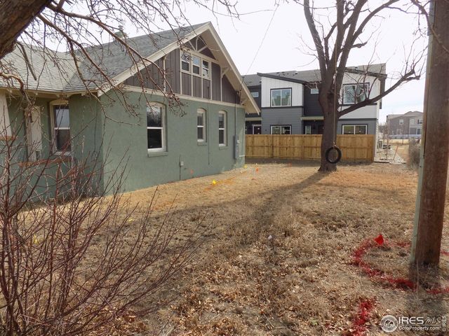 2475 Yukon Dr, Longmont, CO 80504