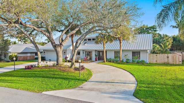8422 SE Quail Ridge Way, Hobe Sound, FL 33455