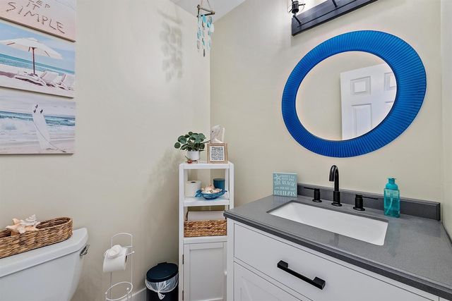 8422 SE Quail Ridge Way, Hobe Sound, FL 33455