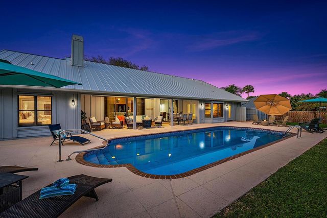 8422 SE Quail Ridge Way, Hobe Sound, FL 33455