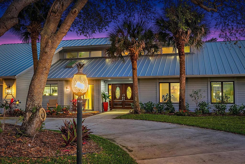 8422 SE Quail Ridge Way, Hobe Sound, FL 33455