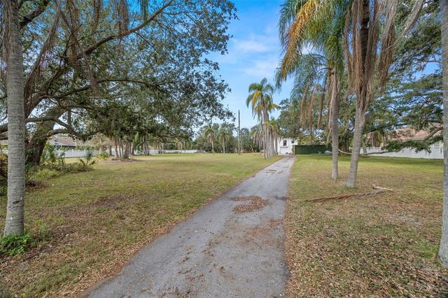 2265 N MCMULLEN BOOTH ROAD, Clearwater, FL 33759