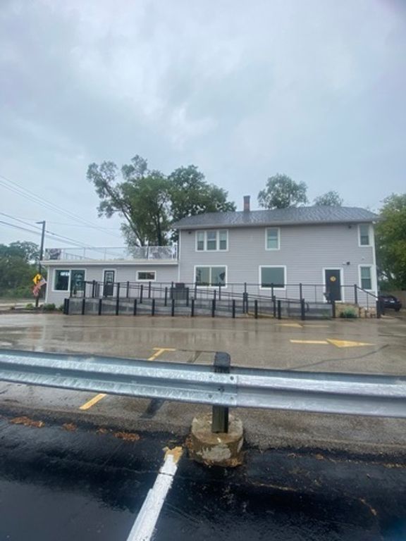322 N Milwaukee Avenue, Wheeling, IL 60090