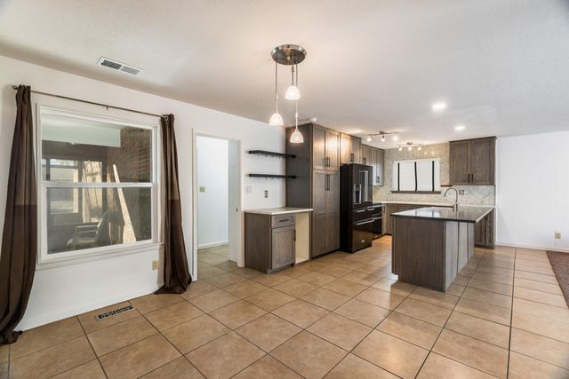 5316 Veronica Drive NE, Albuquerque, NM 87111