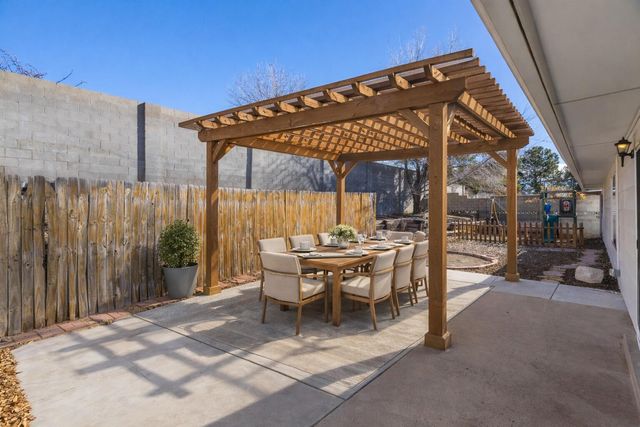 5316 Veronica Drive NE, Albuquerque, NM 87111