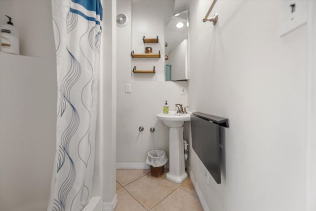 436 38th Street N, West Palm Beach, FL 33407