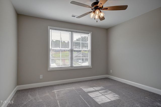 939 Daybreak Crest, Jonesborough, TN 37659