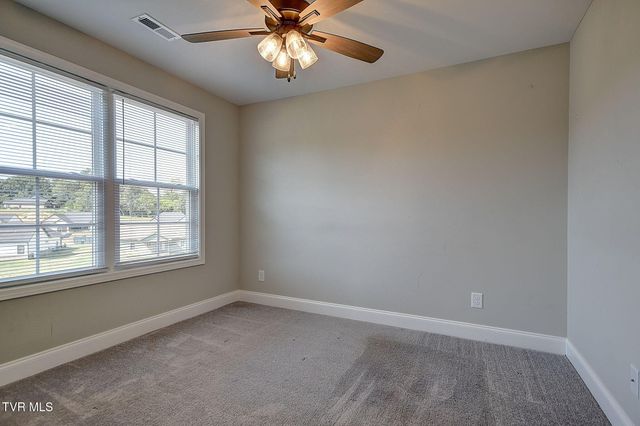 939 Daybreak Crest, Jonesborough, TN 37659