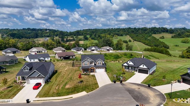 939 Daybreak Crest, Jonesborough, TN 37659