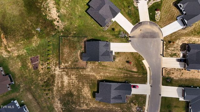 939 Daybreak Crest, Jonesborough, TN 37659