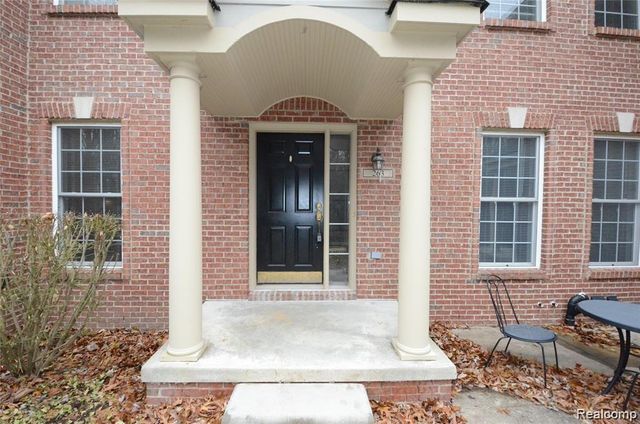 263 S VILLAGE Way 23, Canton Charter Township, MI 48188