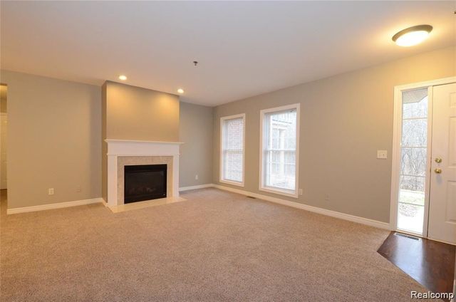 263 S VILLAGE Way 23, Canton Charter Township, MI 48188