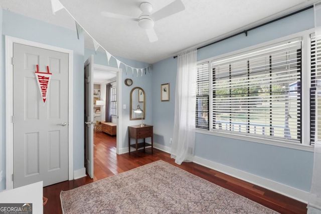 218 King Arthur Drive, Woodstock, GA 30189