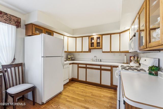 120 Whalepond Road, Oakhurst, NJ 07755