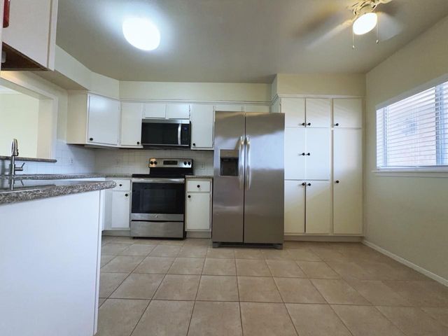 2210 Dorrington Street 404, Houston, TX 77030