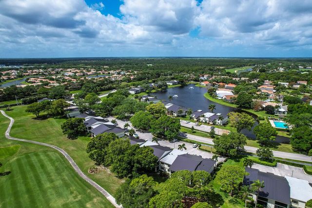 12910 BRIARLAKE Drive 203, Palm Beach Gardens, FL 33418
