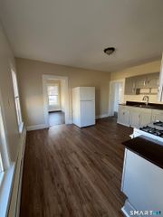 33 Dewey Street 1N, New Britain, CT 06051