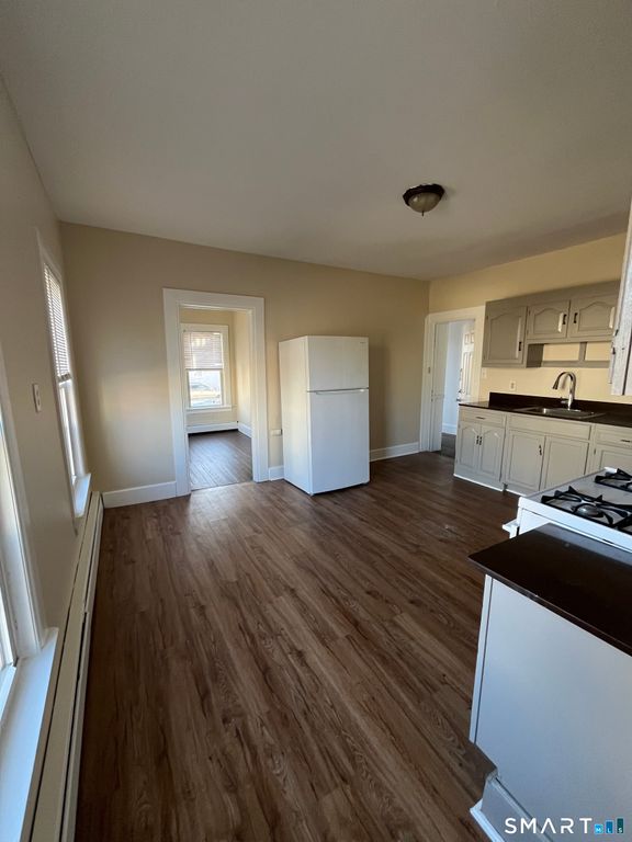 33 Dewey Street 1N, New Britain, CT 06051