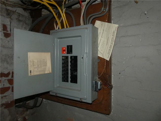 112 Hugo Street, Providence, RI 02904