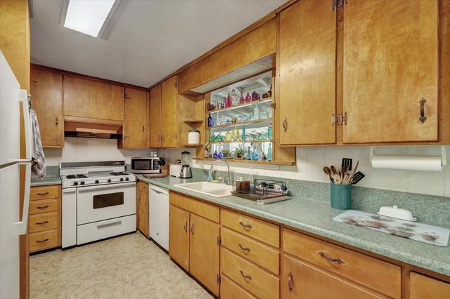 13814 Day Rd, Grass Valley, CA 95945