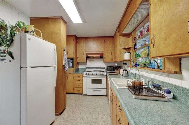 13814 Day Rd, Grass Valley, CA 95945