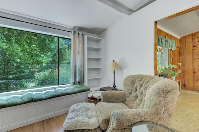 13814 Day Rd, Grass Valley, CA 95945