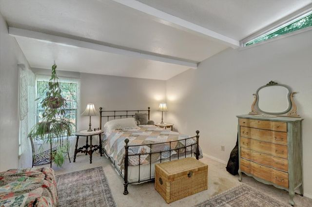 13814 Day Rd, Grass Valley, CA 95945