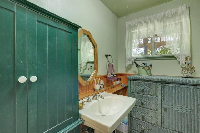 13814 Day Rd, Grass Valley, CA 95945