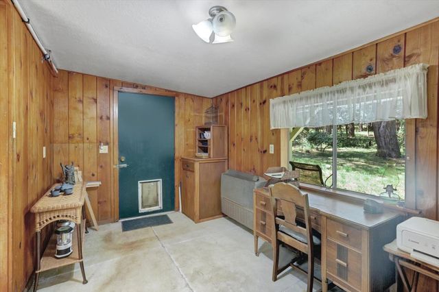 13814 Day Rd, Grass Valley, CA 95945