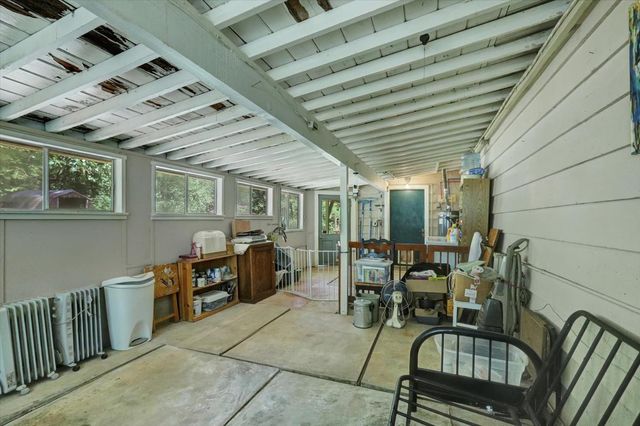 13814 Day Rd, Grass Valley, CA 95945