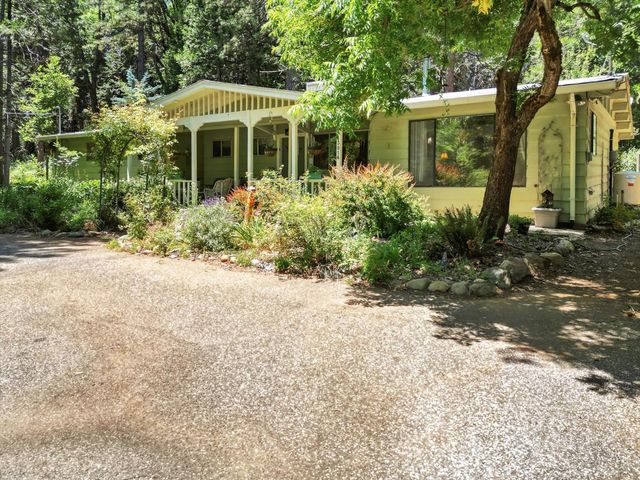 13814 Day Rd, Grass Valley, CA 95945