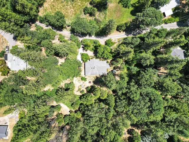 13814 Day Rd, Grass Valley, CA 95945