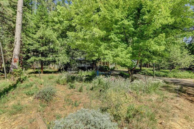 13814 Day Rd, Grass Valley, CA 95945